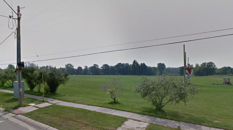 Salt River Golf Course - Street View Driving Range Next To Course (newer photo)
